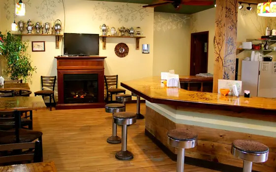 Dining counter and stools inside Fressers